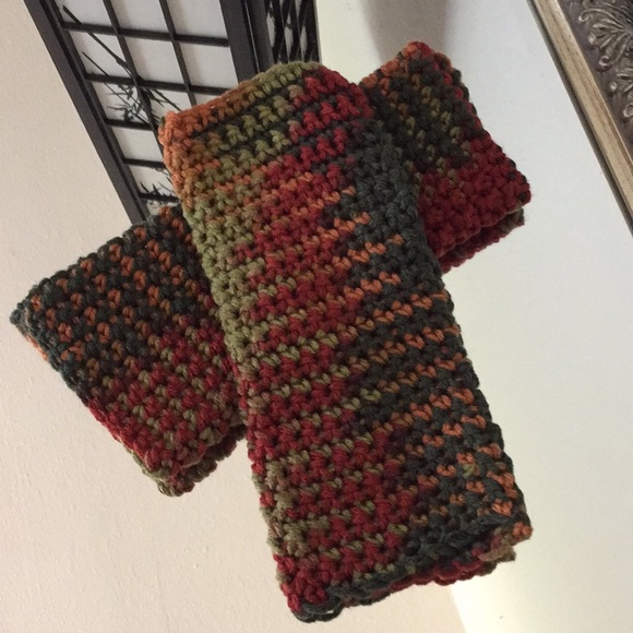 🎁🐢 ‼️LAST 1‼️ Fingerless Gloves / Wrist Warmer - Picture 5 of 5